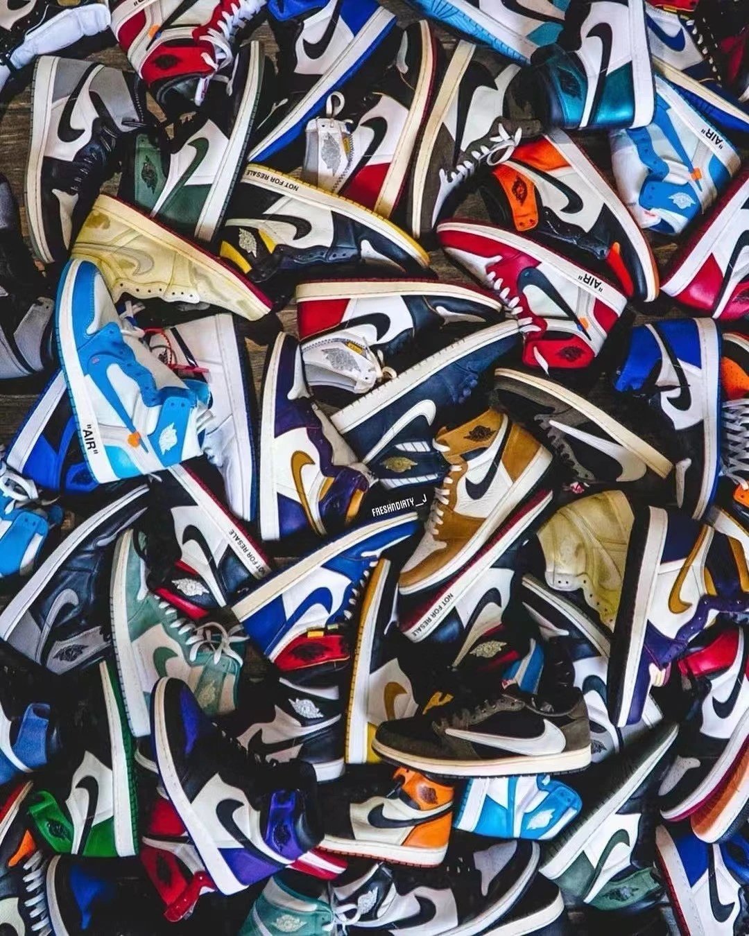 【LJR版本懂得都懂/区别市面嘴炮版本/超密走线加粗中底线】*J1 乔一 /原厂静态皮质/LJR独家中底/极少流出/极少量有微瑕/随机发货/盒子全部是全新盒大厂就是这种操作！普款合集