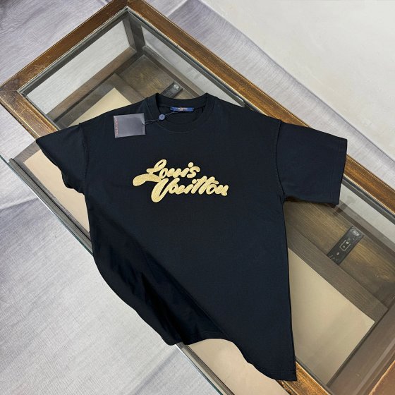 【Authentic Parallel Import 2 Colors】Luxury Brand Lujia 26 New Collection Embroidered Logo Custom Pure Cotton Short-Sleeve T-Shirt Round Neck Loose Fit Unisex Couple Matching Solid Color Men's Summer Minimalist Fashion Casual Versatile Top Classic British European Station Original High-End Designer Men's T-Shirt Apparel 1st Antarctic Star
