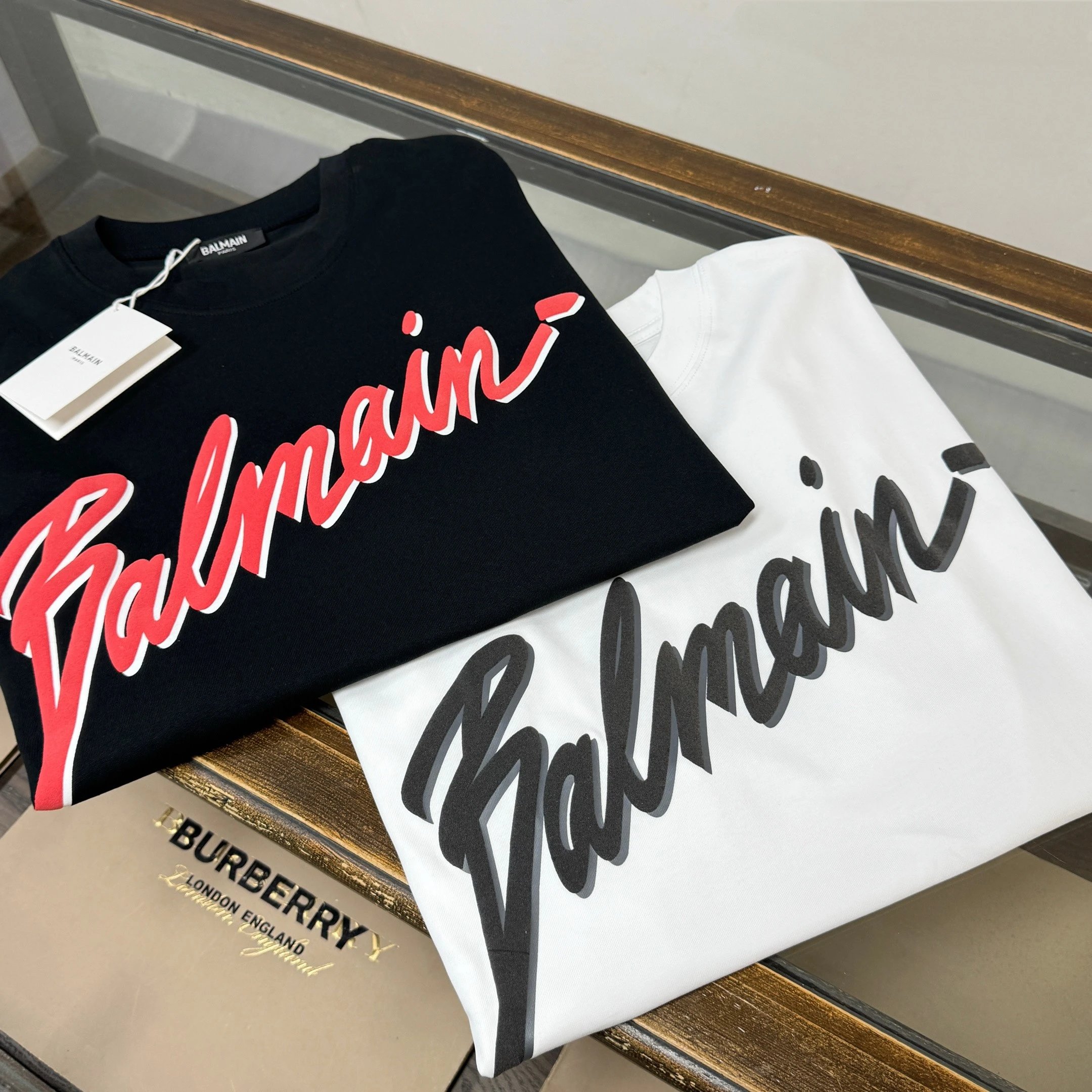 【Original Order 2 Colors】Balmain Logo Print Custom Pure Cotton Short Sleeve T-Shirt Round Neck Loose Fit Unisex Couple Wear Solid Color Men's Summer Simple Fashion Casual Versatile Top Classic British European Original High-End Brand T-Shirt Menswear Balmain South Star