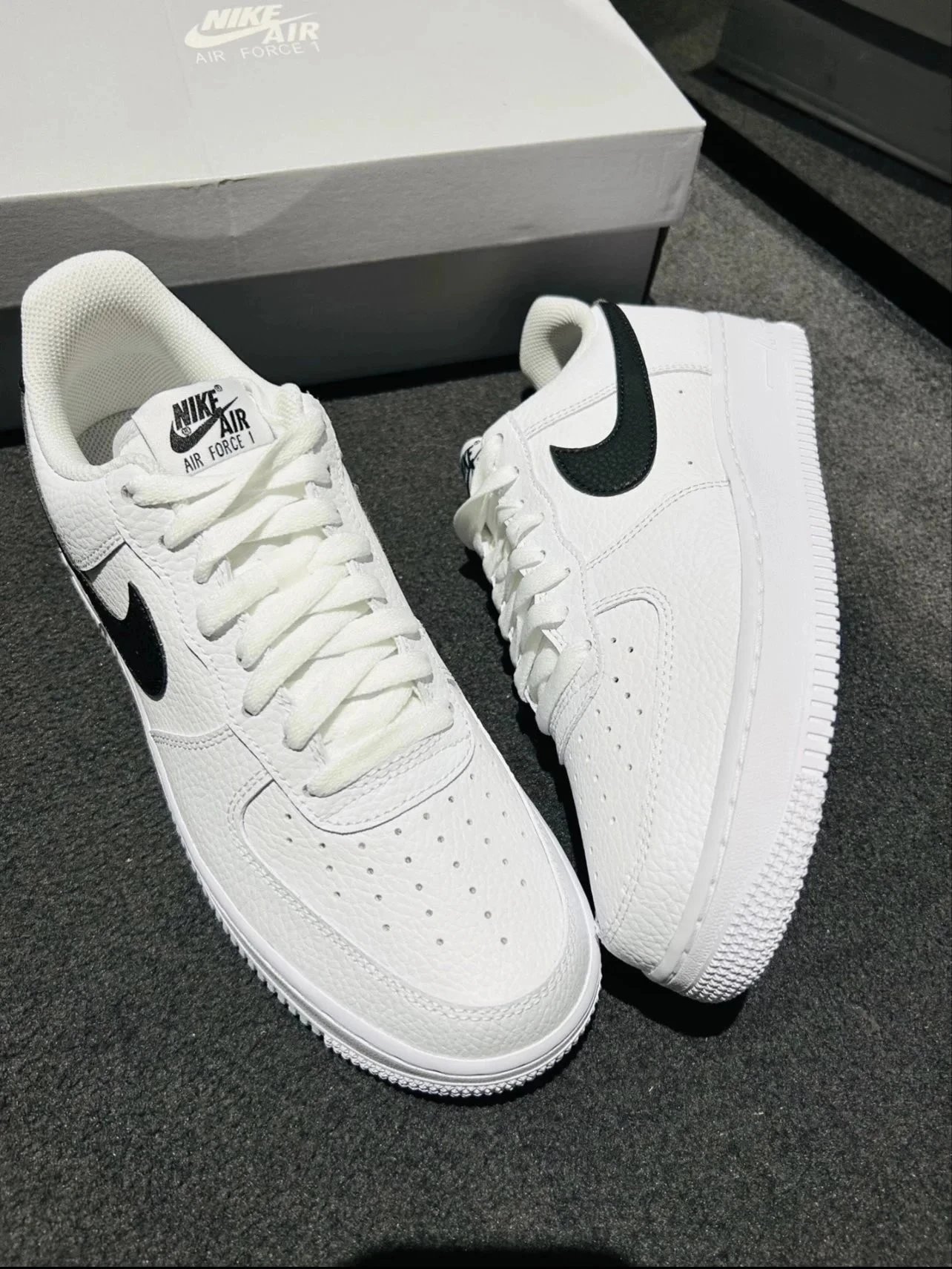 AF1 运动鞋  8