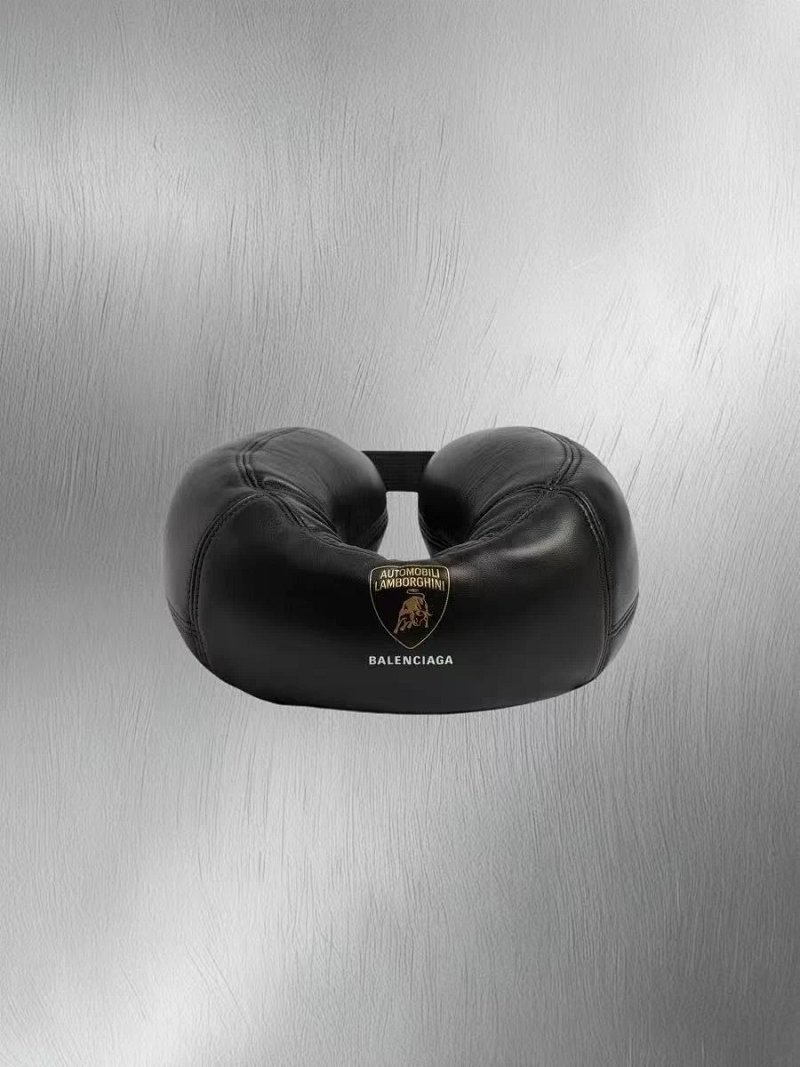 Balenciaga Automobili Lamborghini