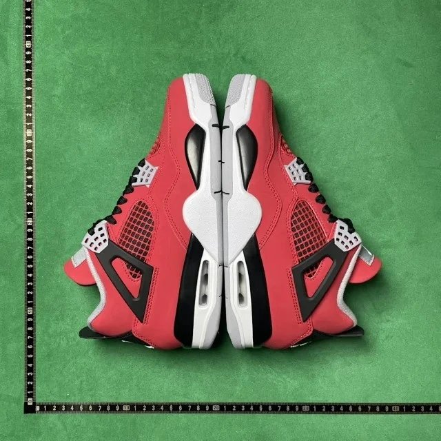 30th Bull Remake FQ8138-600