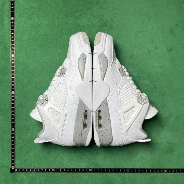 No.7 White Oreo CT8527-100