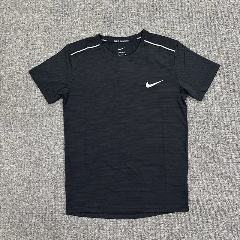 Nike  T-Shirt