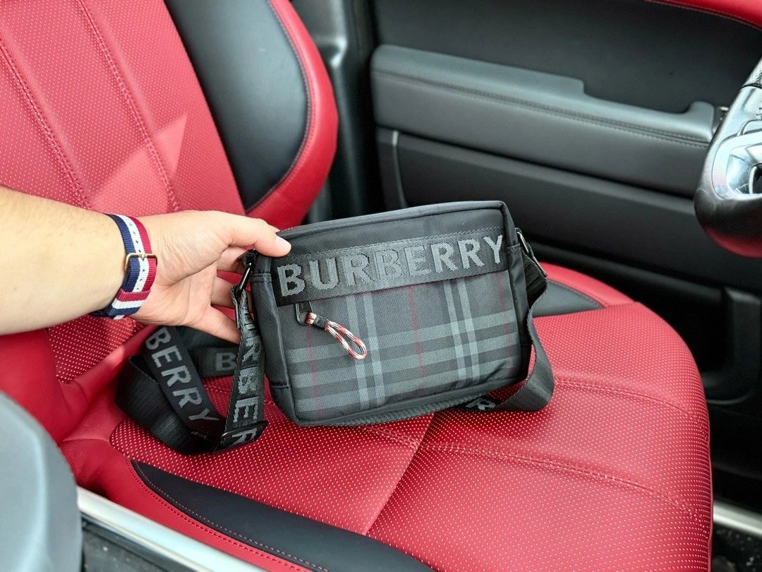 📷 Premium Burberry Shoulder Bag 💼 Crossbody Bag