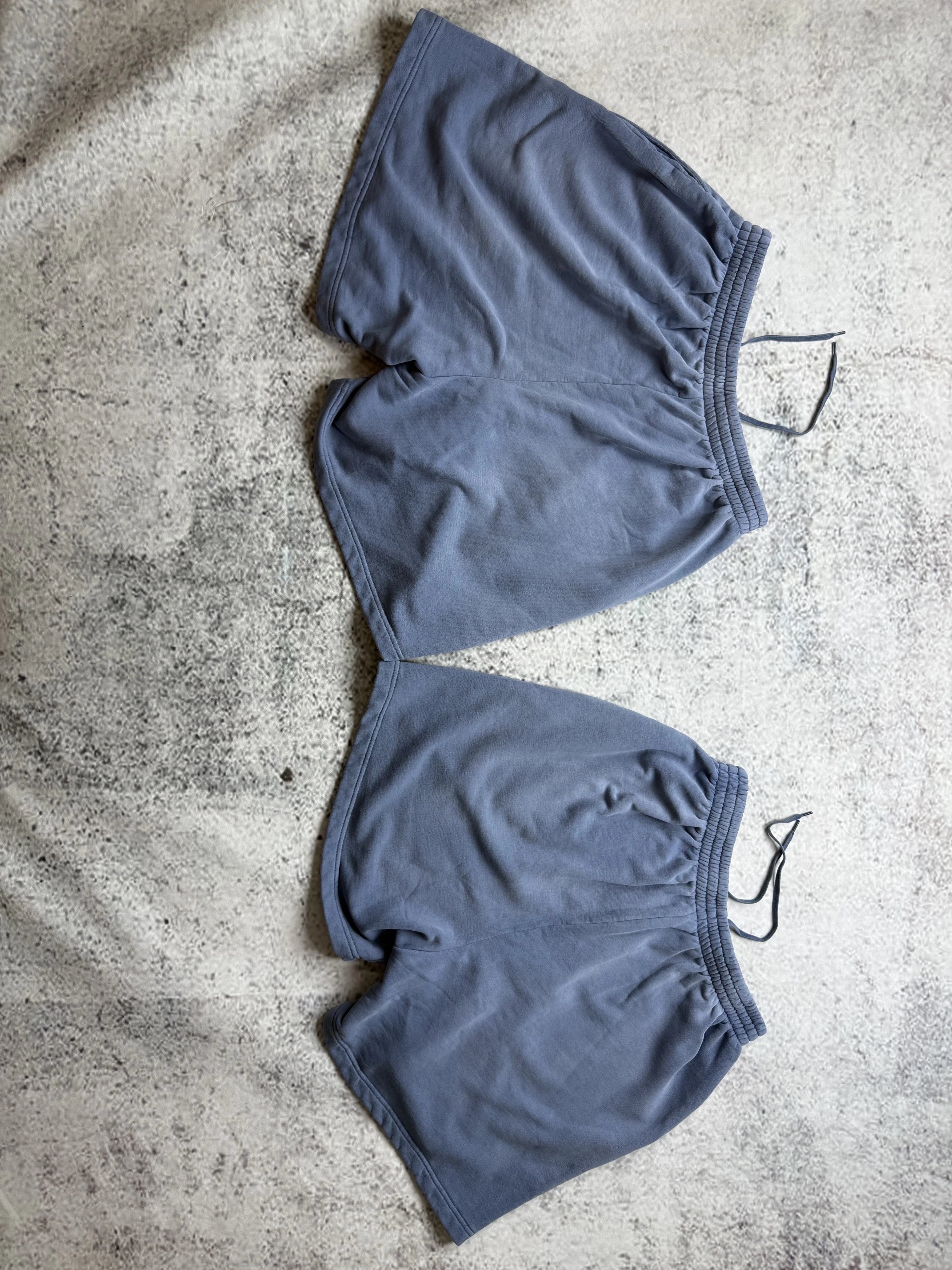 Blue Gradient Unisex Shorts photo 6