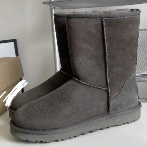 22cm grey grey