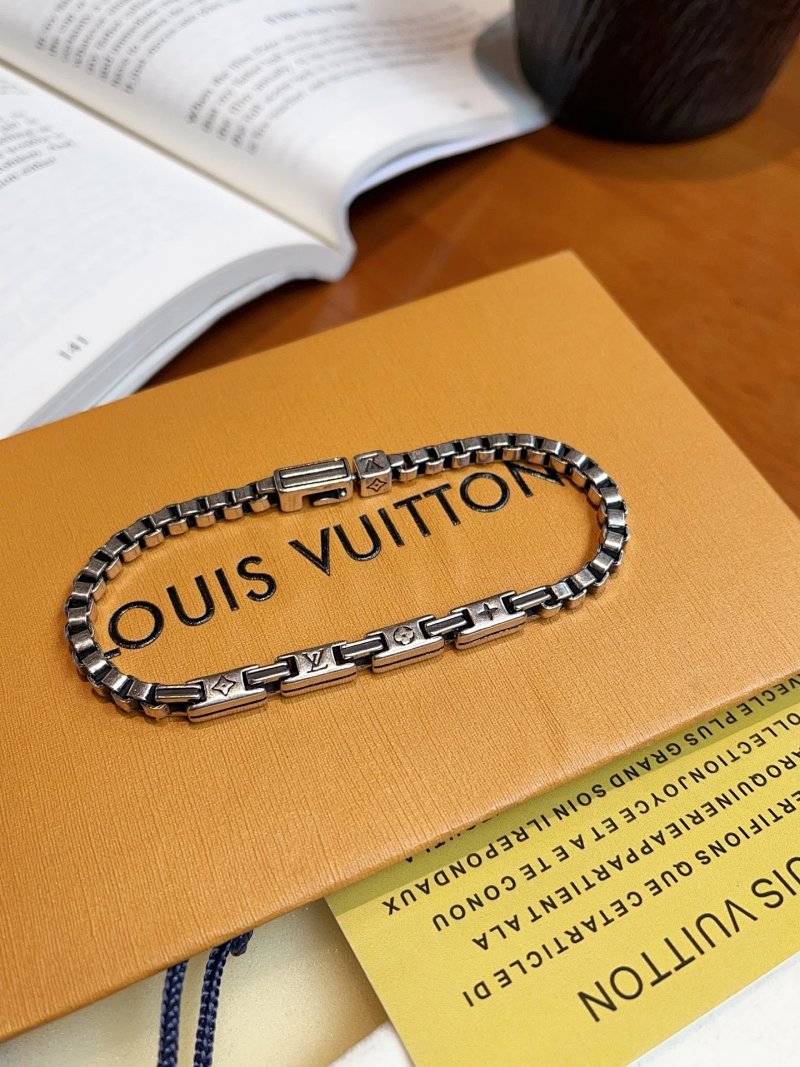 No.1321 High Quality Bracelet