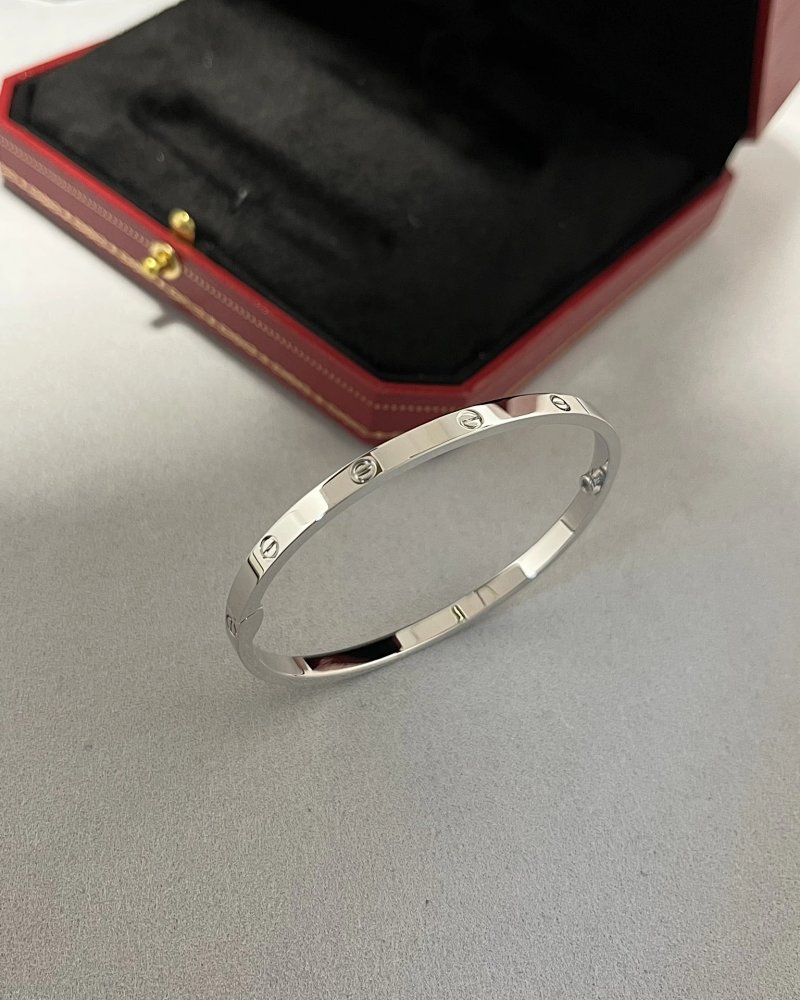 No.1613 High Quality Bracelets