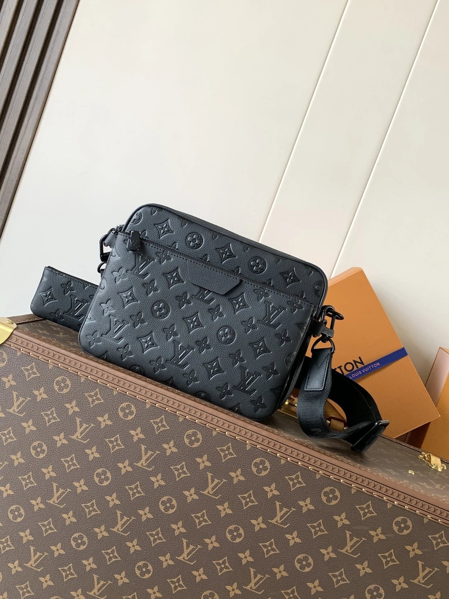 Bag from JJ Foreign trade