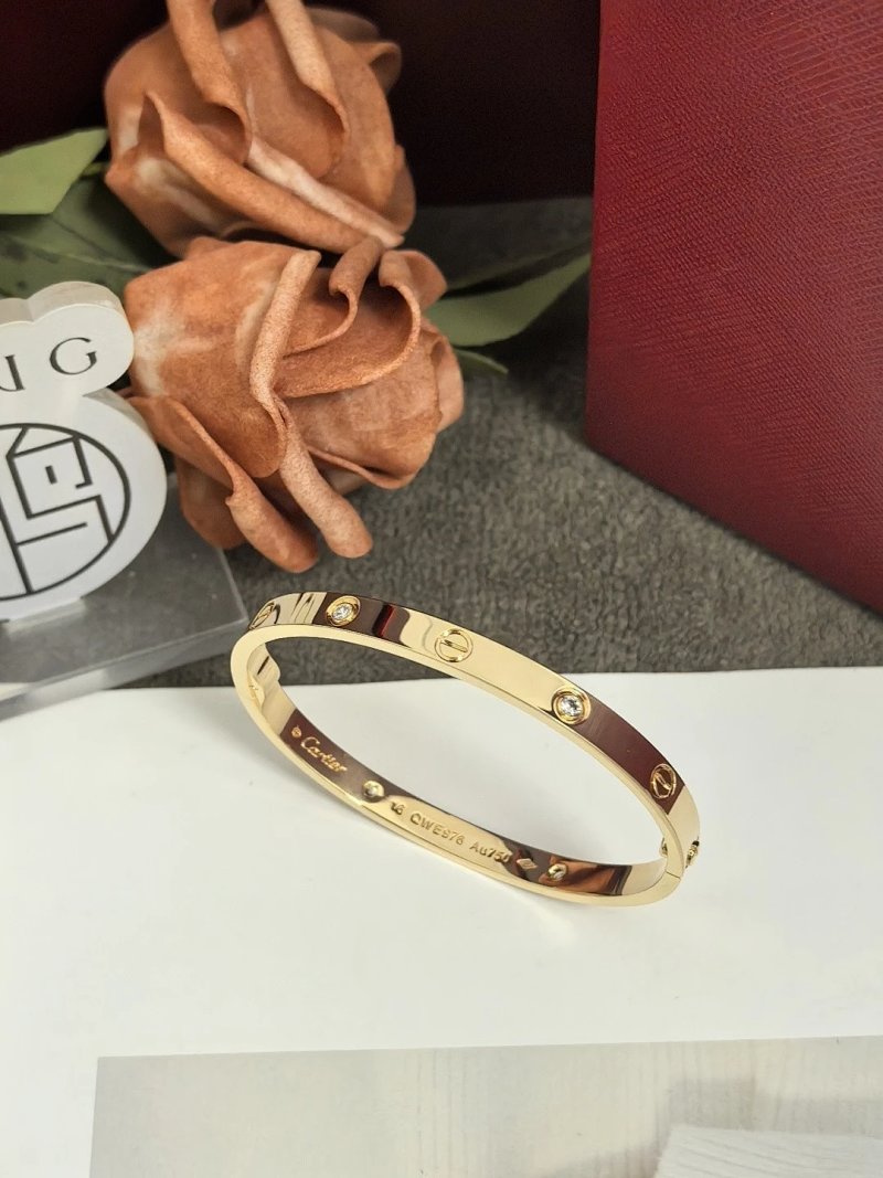 No.1626 High Quality Bracelets