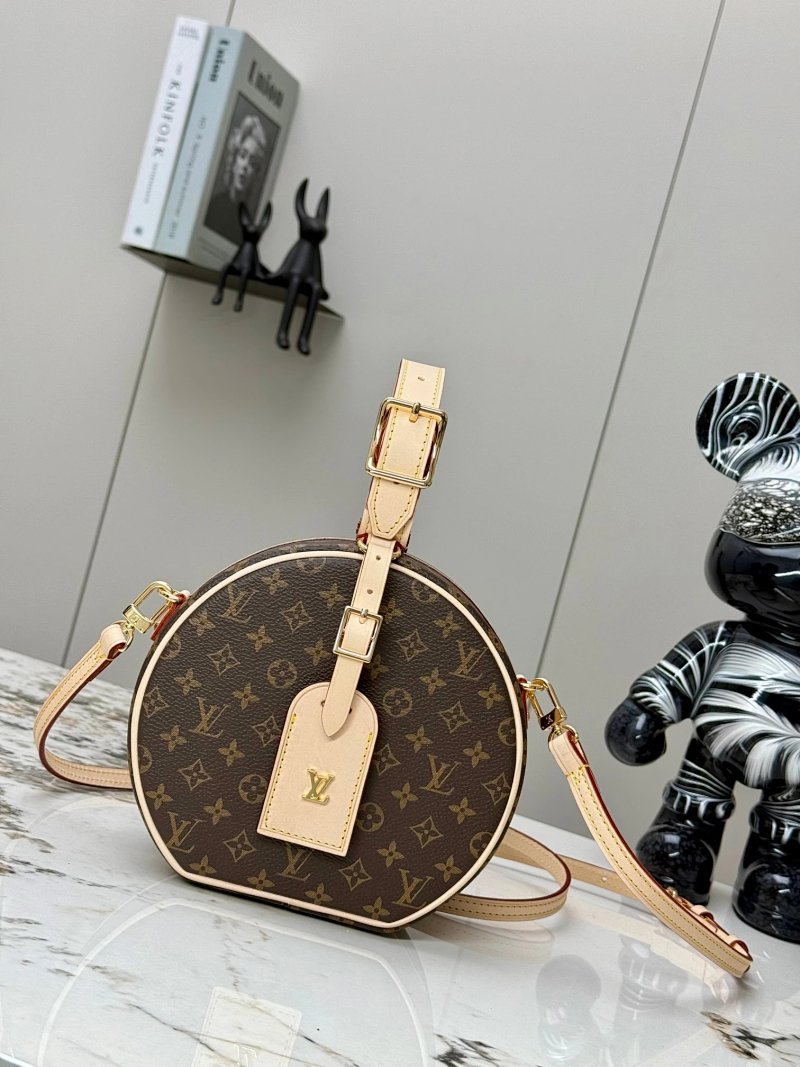 No.1581 High Quality Women Handbag 17.5cm