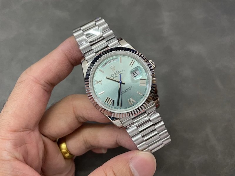 No. Normal High Top Quality Watch Picture Is Showingtop Quality