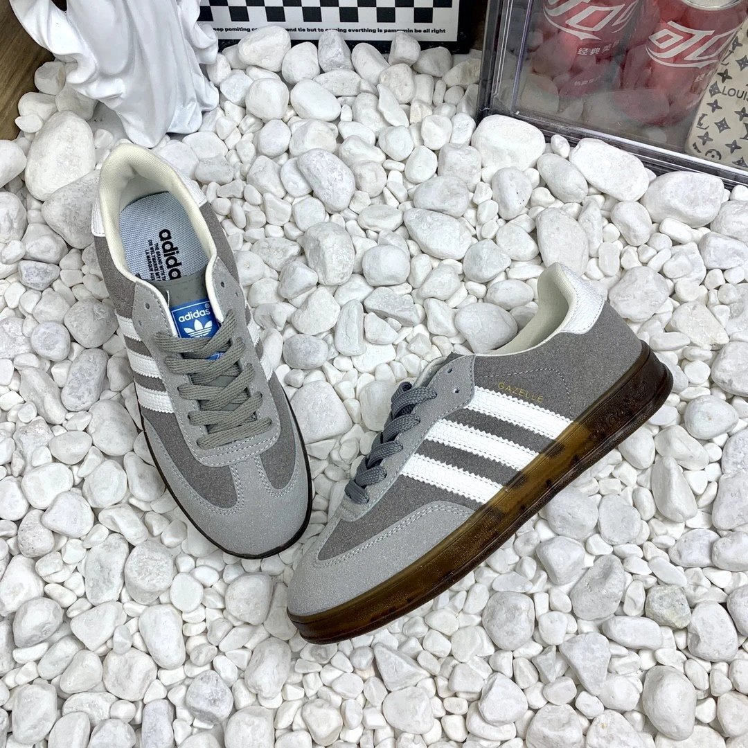 包邮💰Adidas Originals Samba XLG 阿迪德训板鞋 白灰 码数36-44