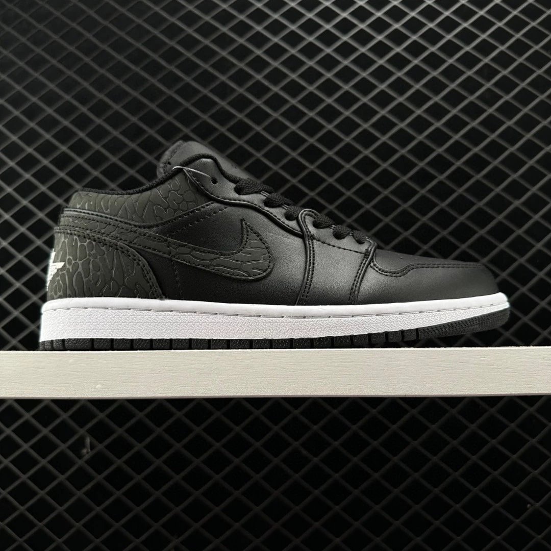 Nike Air Jordan AJ1 Low Men's and Women's Jordan 1 Generation Low Retro Classic Basketball Shoes Men's and Women's Mesh Breathable Casual Shoes Anti-slip Wear-resistant Sports Board Shoes Comfortable and Lightweight Black FB9907 001