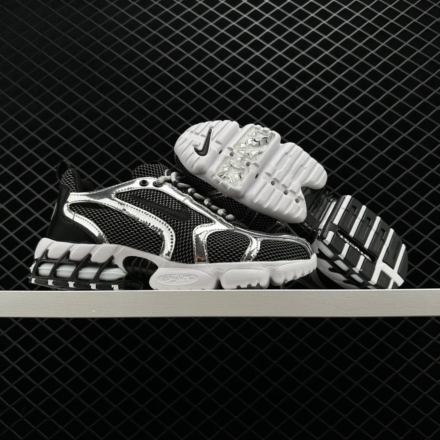 Stussy x Nike Air Zoom Spiridon Cage 2 unisex series low cut retro running shoes, comfortable and lightweight sports shoes, breathable mesh, black silver black desert yellow CQ5486 CU1854 001 200