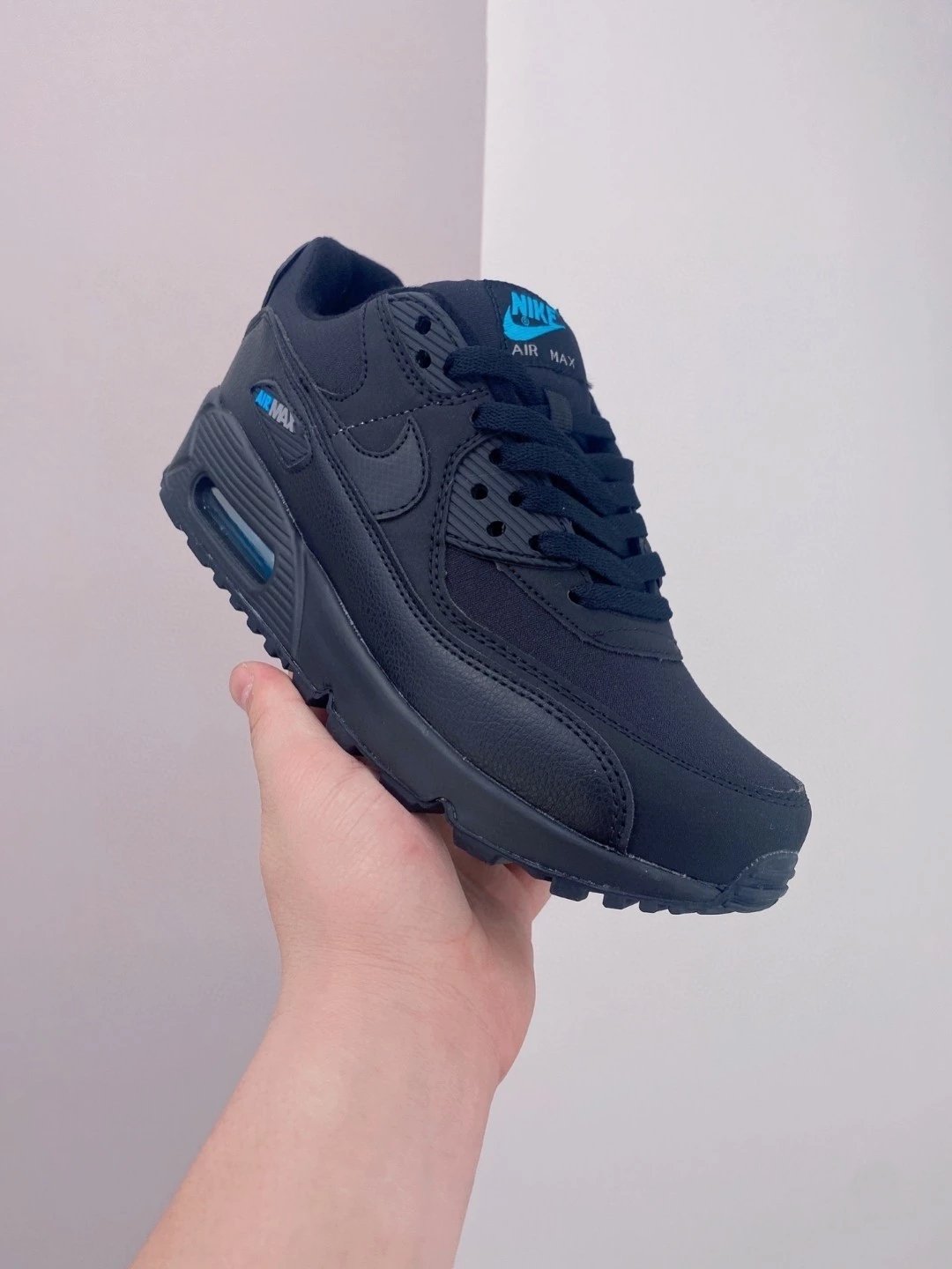 Nike Air Max 90 男女同款 后掌气垫缓震低帮经典休闲运动鞋 复古时尚轻便跑鞋男女 网面舒适透气 黑蓝色 DC4116 002