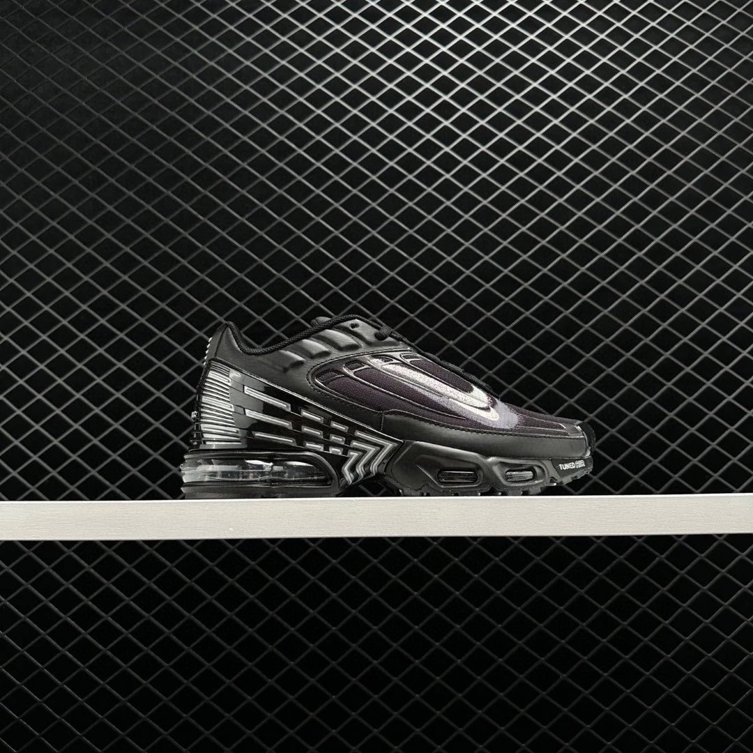 Nike Air Max Plus TN 3 男款系列 全掌小气垫缓震低帮轻便运动鞋男女 舒适透气百搭跑鞋 防滑耐磨复古老爹鞋 简约时尚