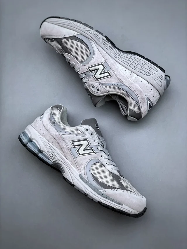 New Balance Sneakers 2002R product detail image 87