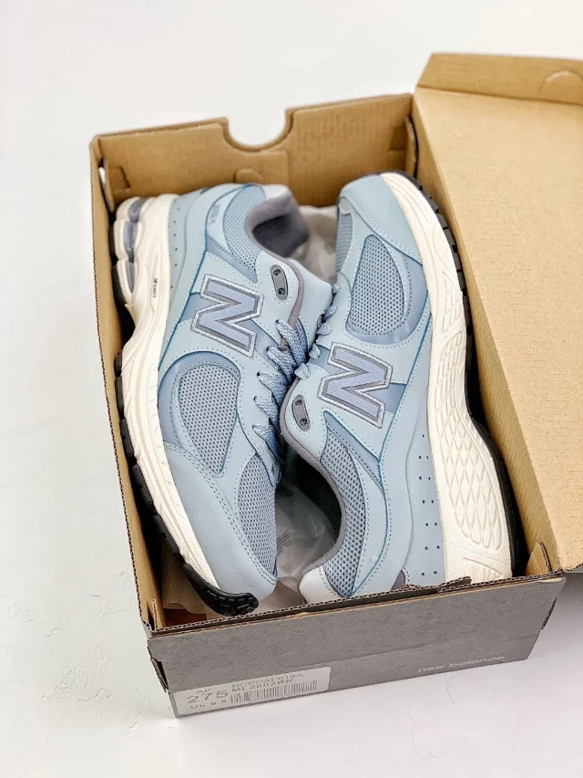 New Balance Sneakers 2002R product detail image 27