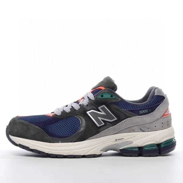 New Balance Sneakers 2002R product detail image 15