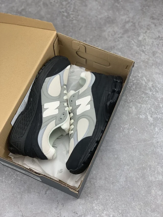New Balance Sneakers 2002R product detail image 52