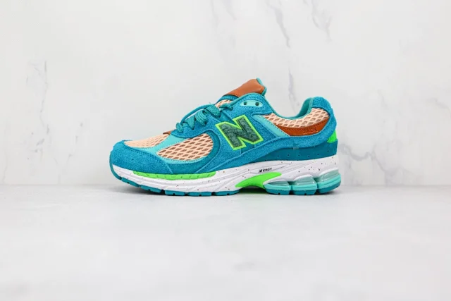 New Balance Sneakers 2002R product detail image 63