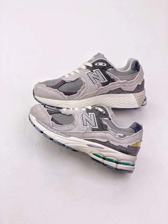 New Balance Sneakers 2002R product detail image 43