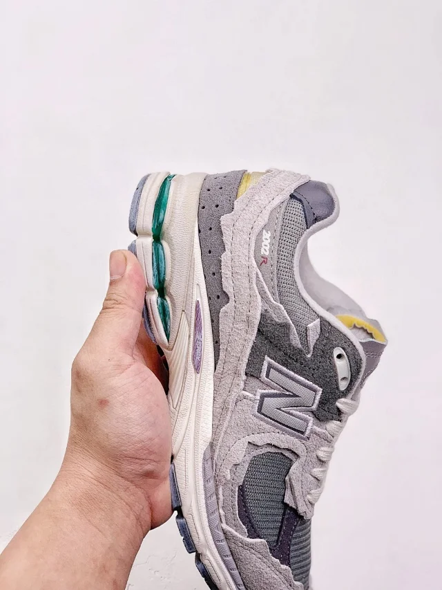 New Balance Sneakers 2002R product detail image 45