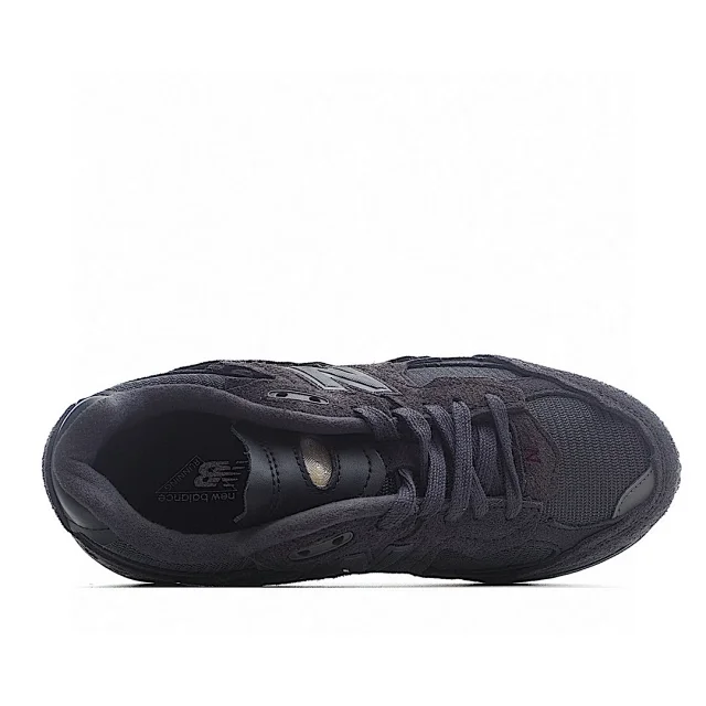 New Balance Sneakers 2002R product detail image 56