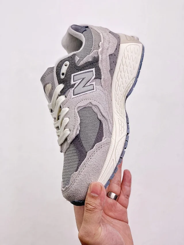 New Balance Sneakers 2002R product detail image 46