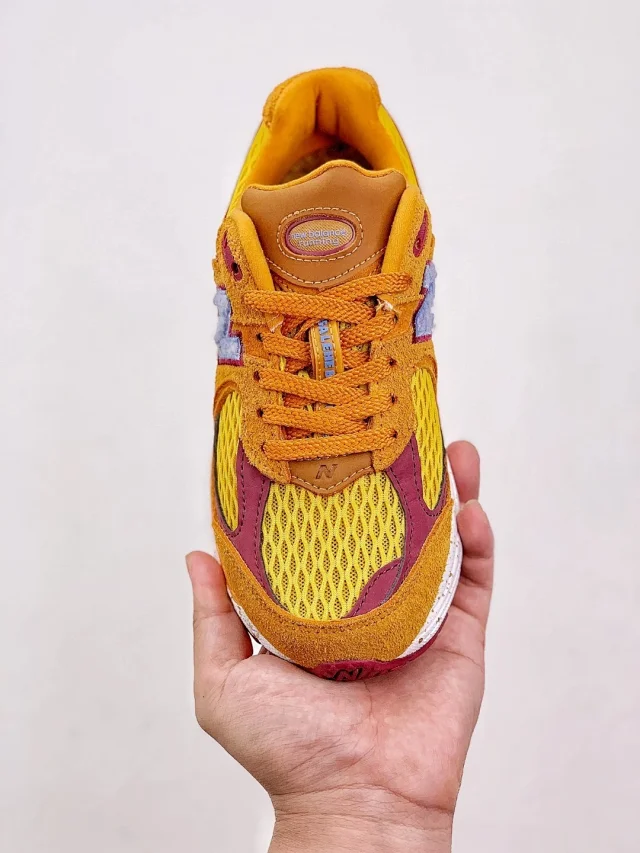 New Balance Sneakers 2002R product detail image 74