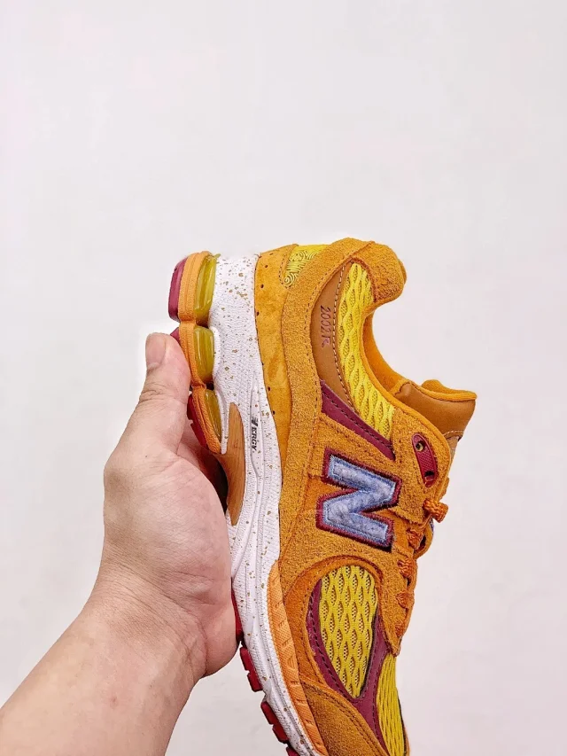 New Balance Sneakers 2002R product detail image 75