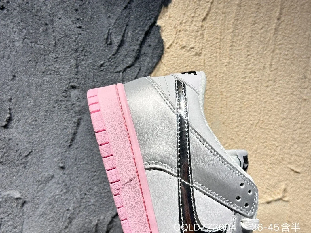 耐克男女鞋Nike Dunk Low银粉色复古运动低帮休闲板鞋HM3698-006 耐克男女鞋Nike Dunk Low银粉色复古运动低帮休闲板鞋HM3698-006
