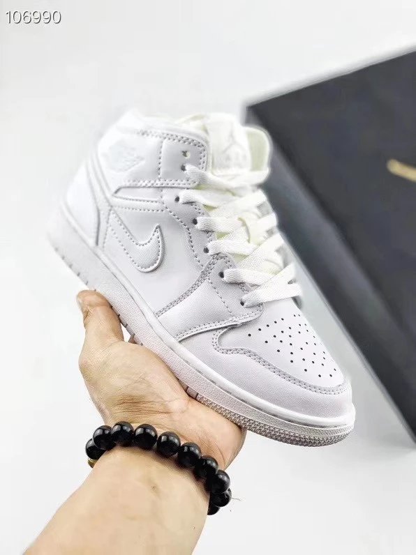乔丹Air Jordan 1 Mid white 纯白 男子头层篮球鞋乔1 554724-129