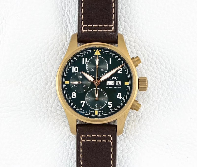 Watch from No. 8