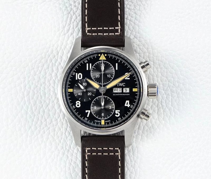Watch from No. 8