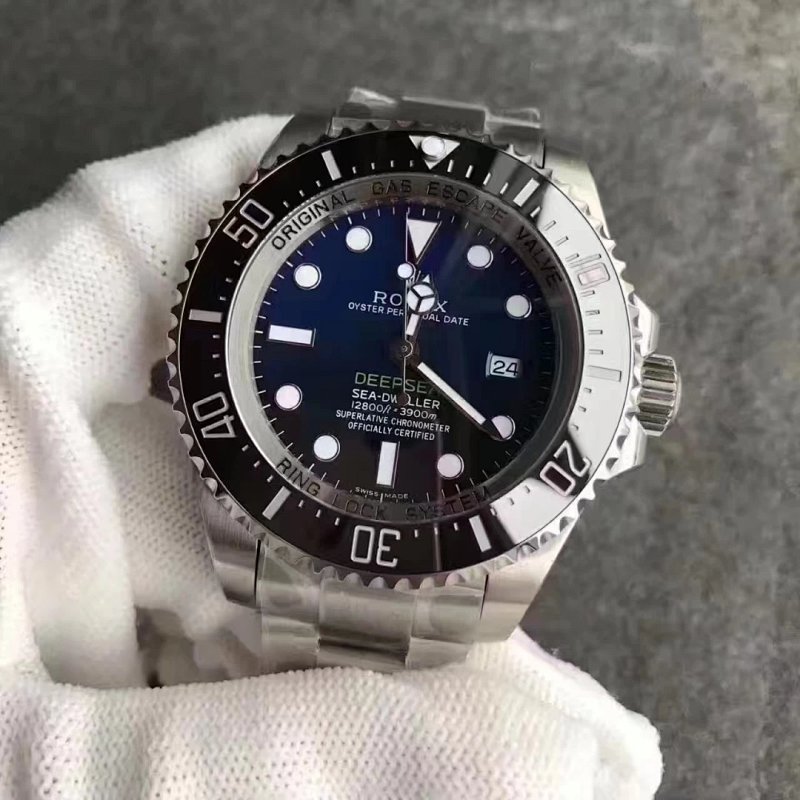 N V8 Rolex Sea