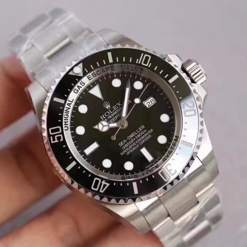 N V8 Rolex Sea