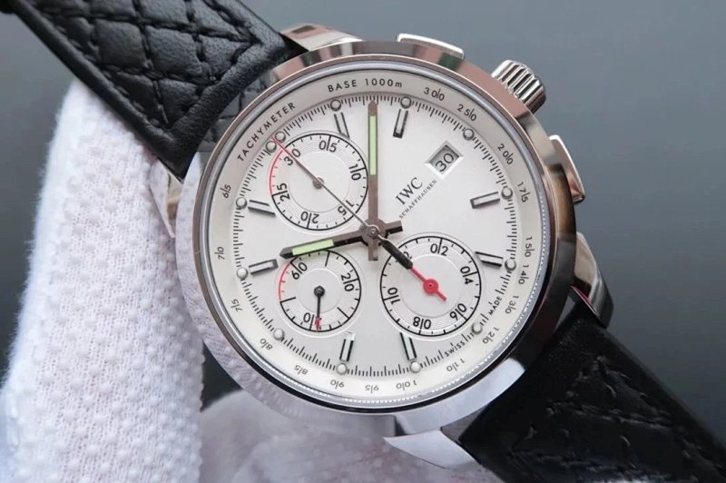 Watch from No. 8
