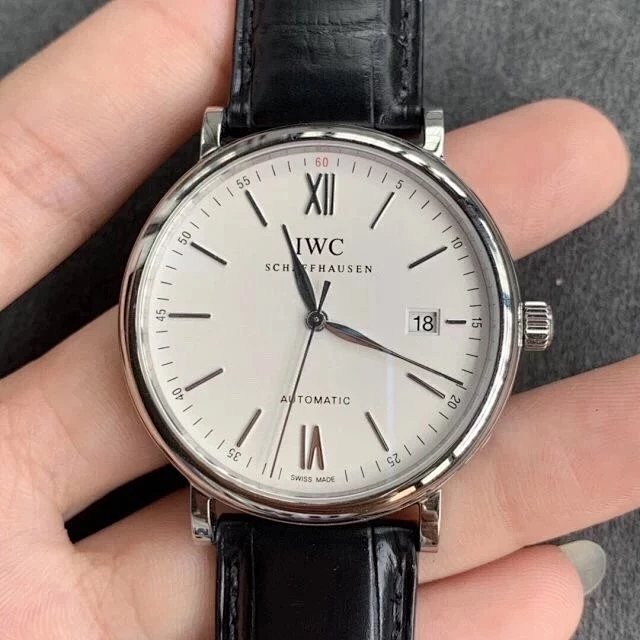 Watch from No. 8