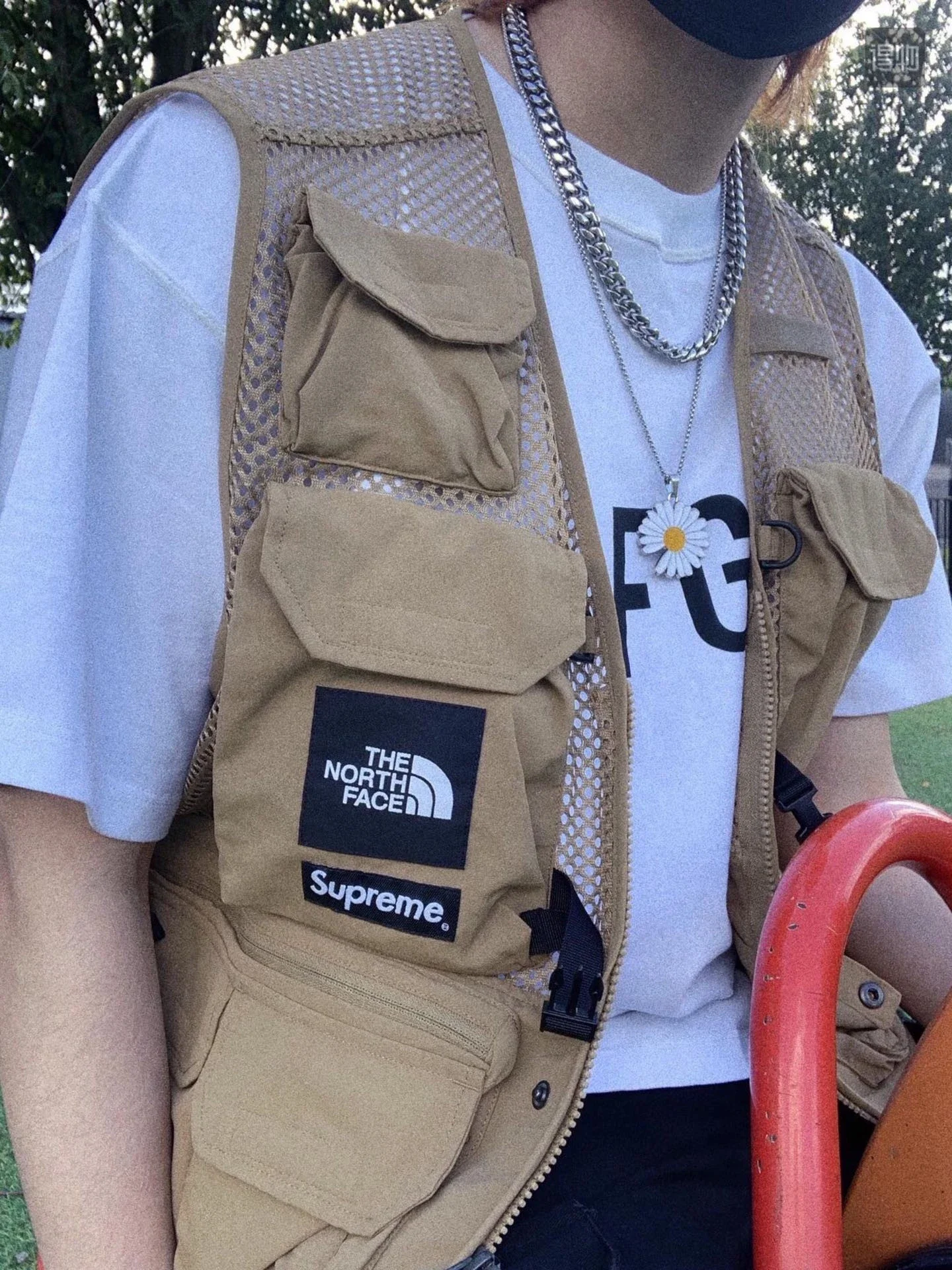 达人必备！情侣款SUPREM × TNF 20ss WEEK13 Cargo Vest联名款多口袋