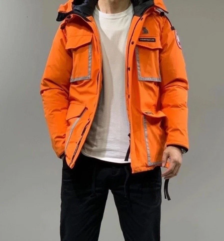 御寒极品 无敌颜值内涵 情侣款加拿大鹅ovo猫头鹰联名限量3m反光极地羽绒服248 41克高密度纳米级防水面料ykk拉链