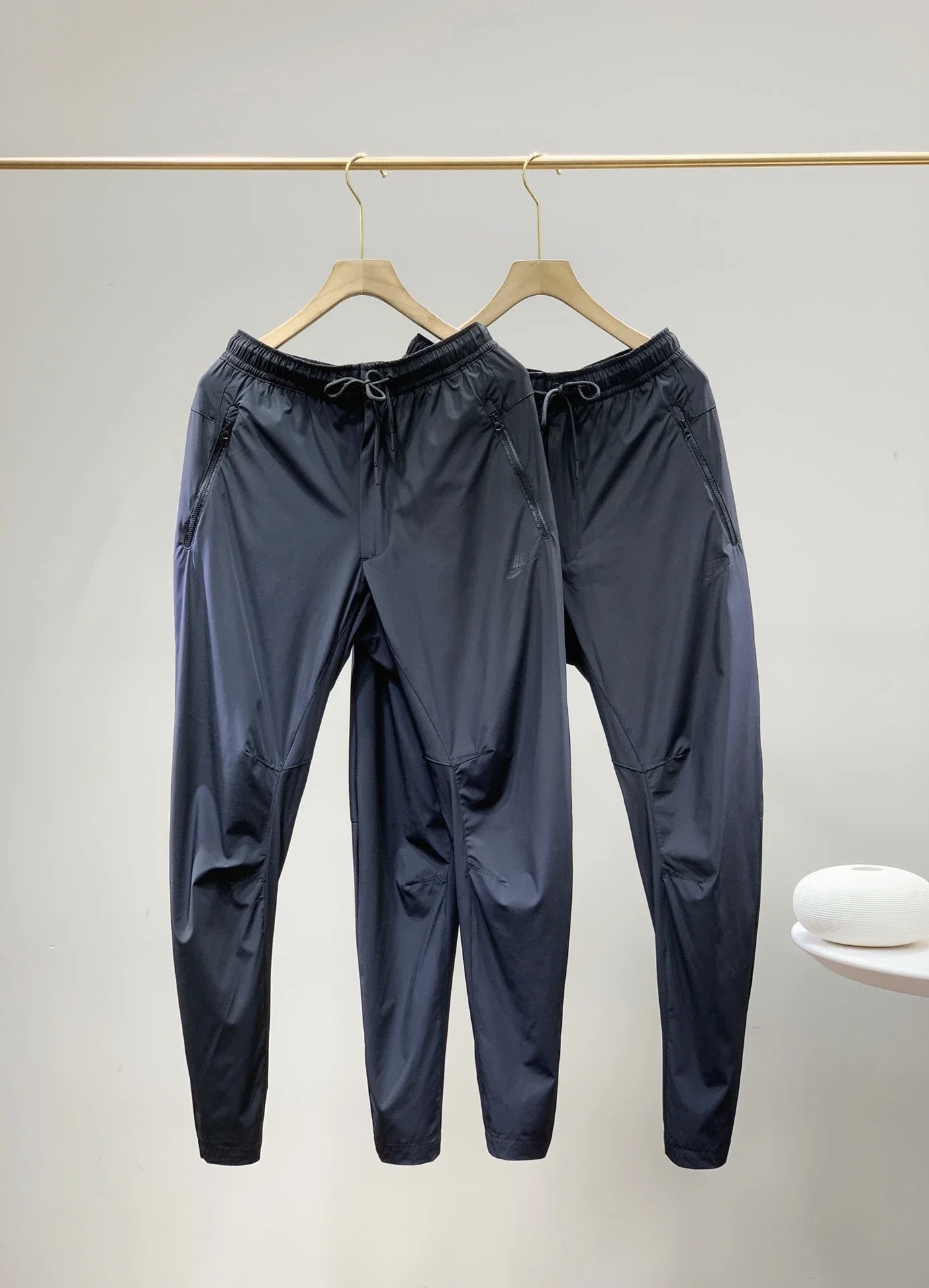 无敌材质超赞版型 纯原nk Essential男子机能梭织速干跑步长裤锥形九分裤聚酯纤维氨纶透气轻薄双向弹力3d立体剪裁