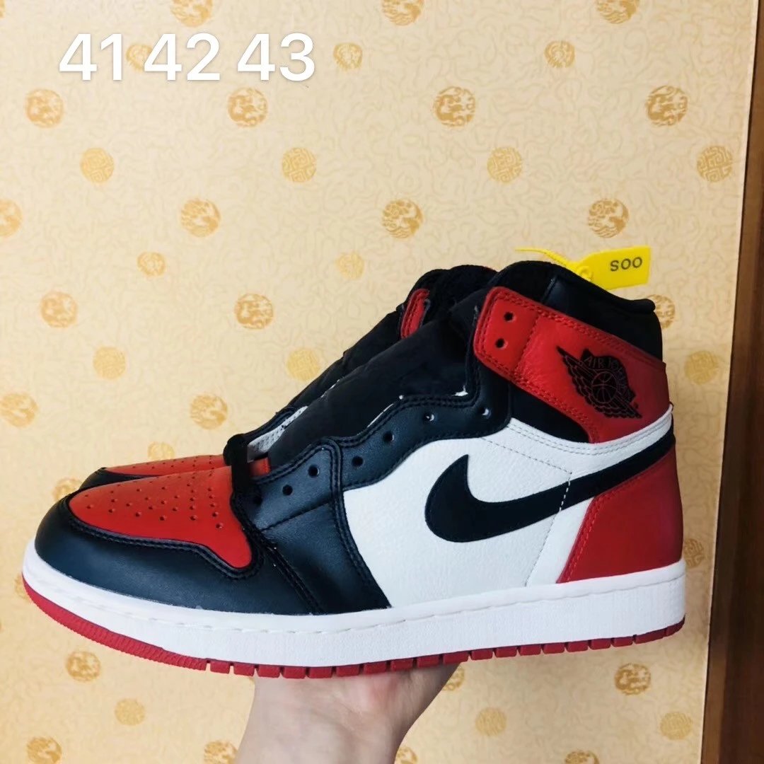 Air jordan 1 黑红脚趾