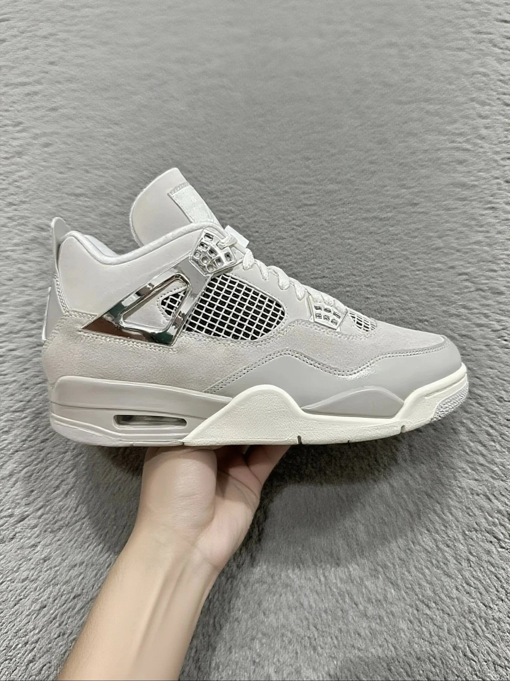 现货 【工厂直发纯原】长期补货 外贸R版纯原 Air Jordan AJ4 银灰 电镀银 圈内最强四代工厂出品 独家外贸耗时半年巨作 全套原纸板楦头开发 市场最强性价比 独家供货