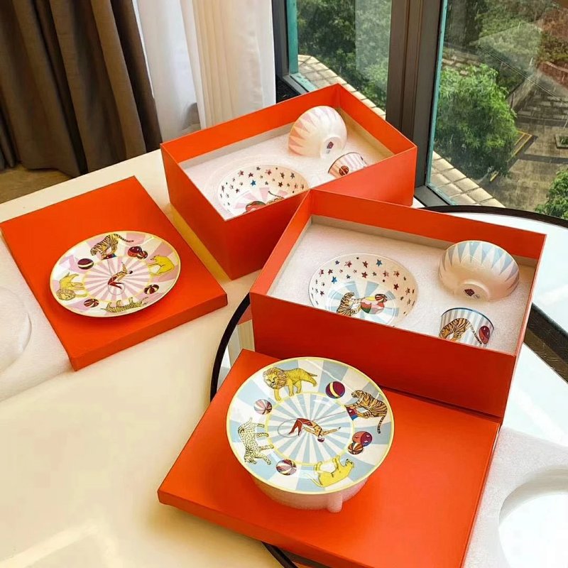 Set from Trendy Brands