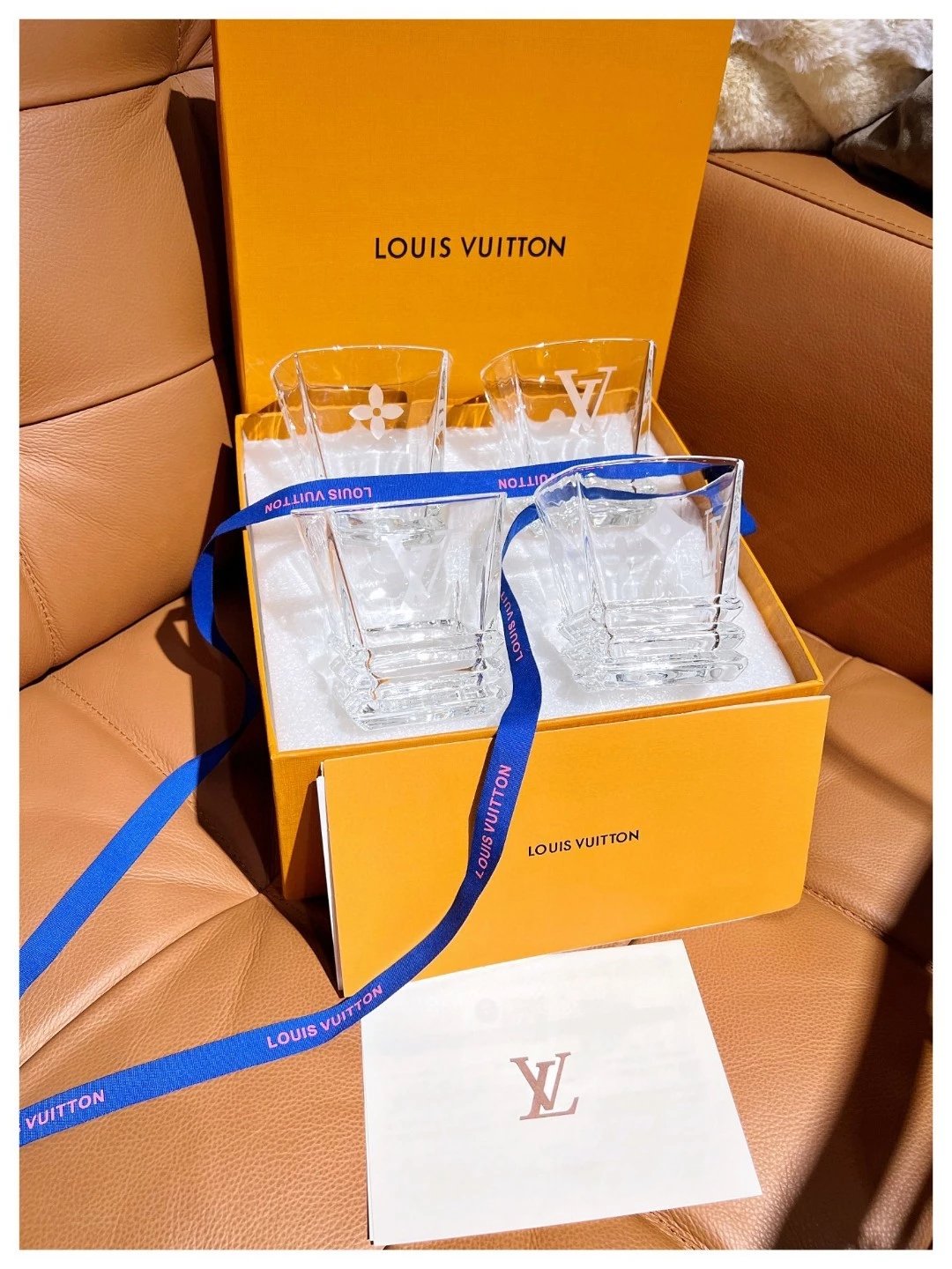 Limited edition crystal cup with 4 water cups, capacity: 390ml