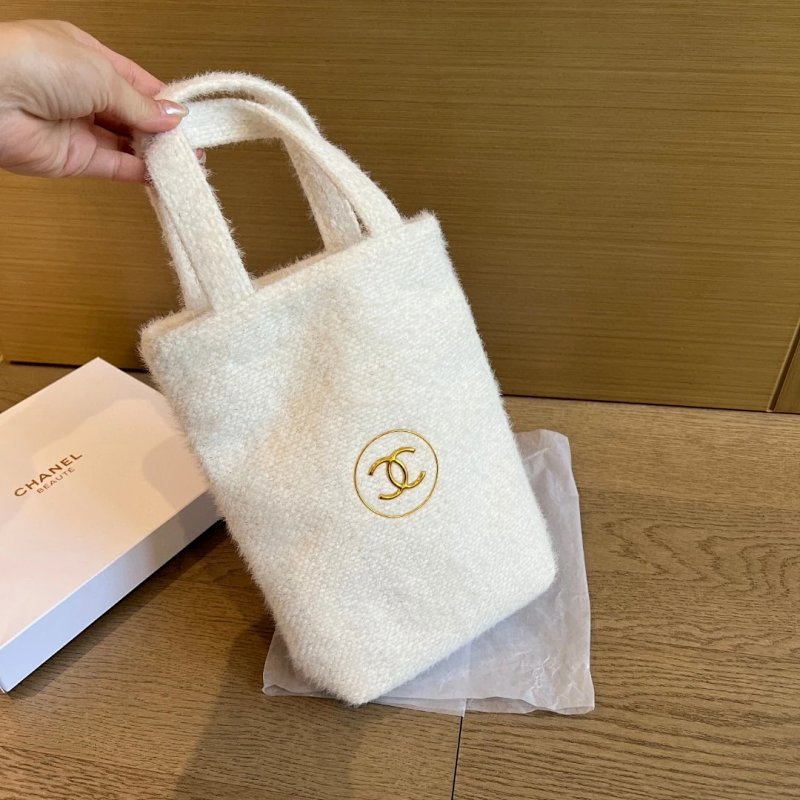 Tote bag from Trendy Brands