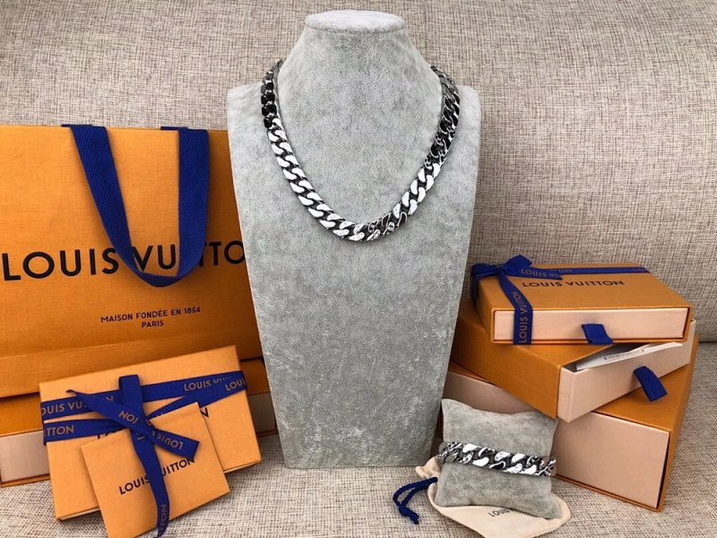 Necklace from Trendy Brands